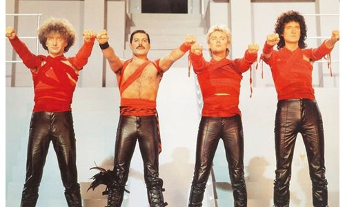 RADIO GA GA (QUEEN)